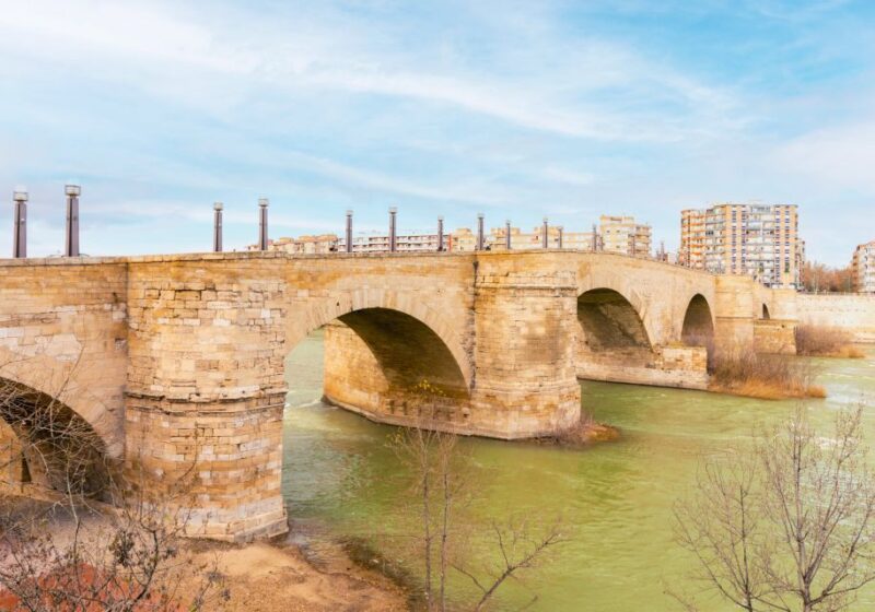 Zaragoza: Scavenger Hunt and Self-Guided Walking Tour - Requirements and Recommendations
