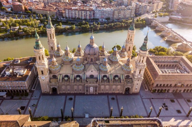 Zaragoza: Self-Guided Highlights Scavenger Hunt & Tour - Main Attractions Explored