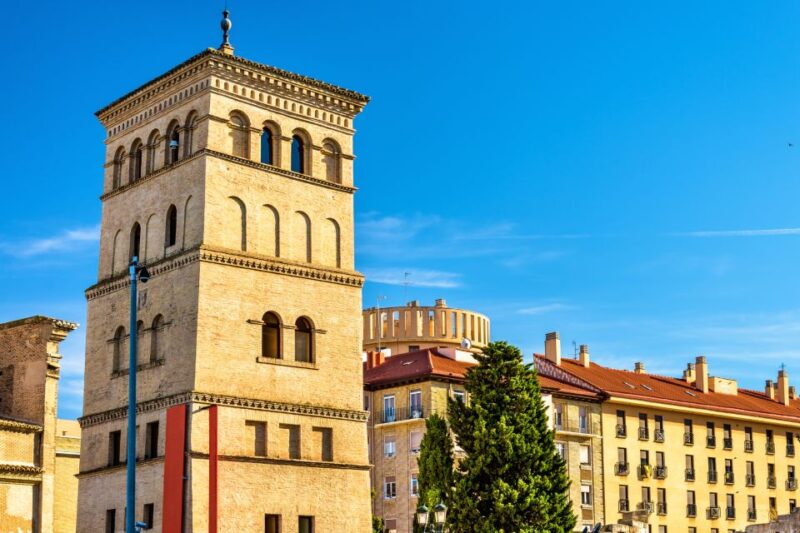 Zaragoza: Self-Guided Highlights Scavenger Hunt & Tour - Learning and Flexibility