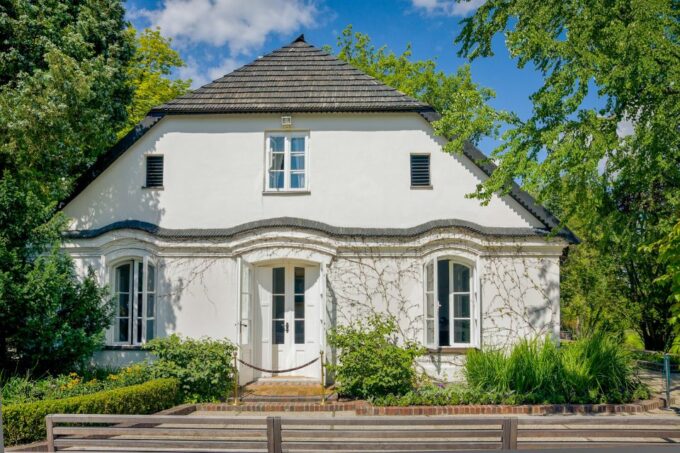 Zelazowa Wola: Frederic Chopin Half-Day Private Tour - Botanical Garden