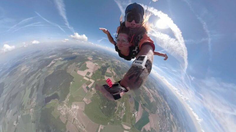 Zell Am See: Tandem Skydive Experience - Panoramic Views of Austrian Alps