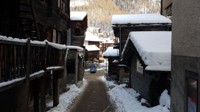 Zermatt: Village Walk and Mt. Gornergrat Private Tour - Tour Experience Details