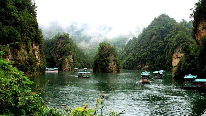 Zhangjiajie: 3-Day Tour With Cable Car, Glass Lift & Skywalk - Hotel Recommendations