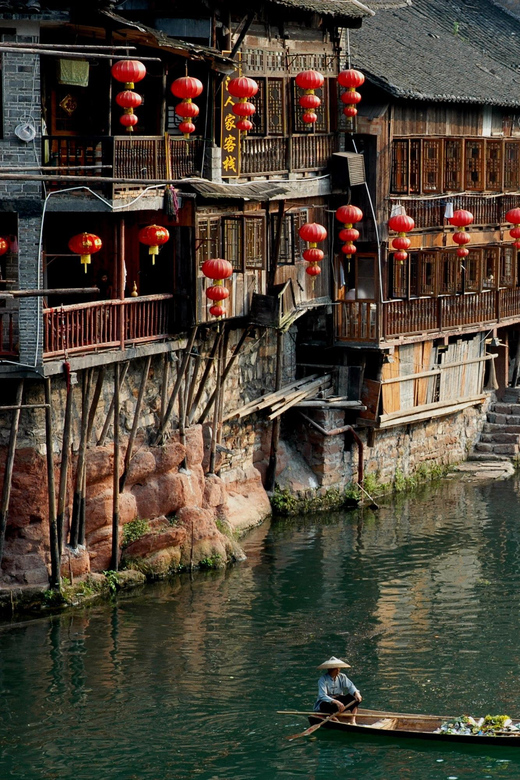 Zhangjiajie: Fenghuang Ancient Town+ Furong Town 2-Days Tour - Key Points
