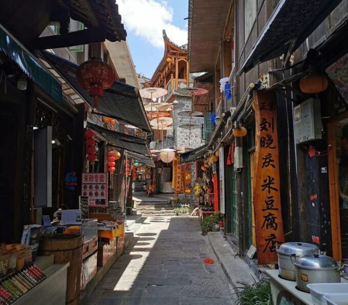 Zhangjiajie: Fenghuang Ancient Town+ Furong Town 2-Days Tour - Cultural Highlights