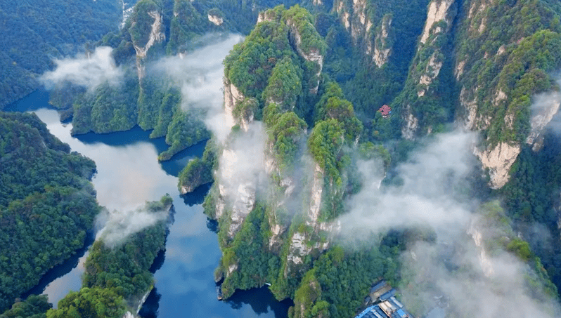 Zhangjiajie Grand Canyon Glass Bridge&Huanglong Cave Tour - Glass Bridge Experience