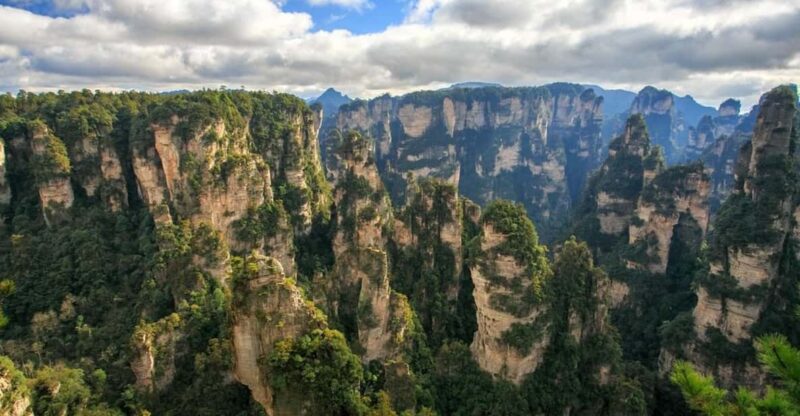 Zhangjiajie: Private Day Tour to Explore Avatar Mountain - Key Points