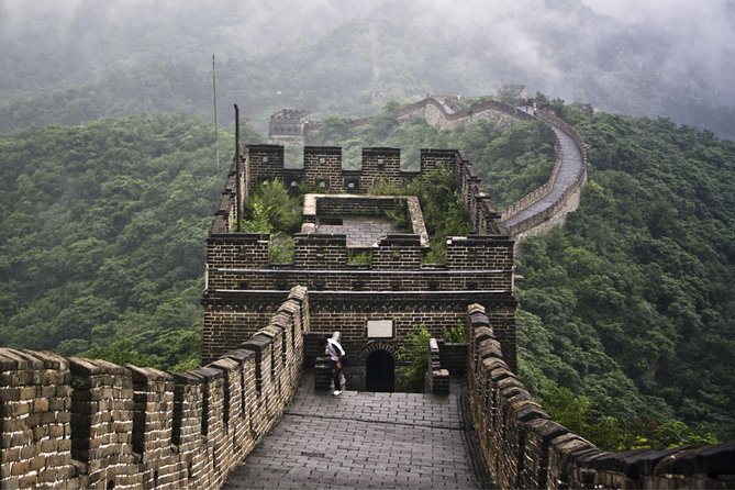 Zhengzhou Private Day Trip to Mutianyu Great Wall by Bullet Train - Lunch at Huairou District