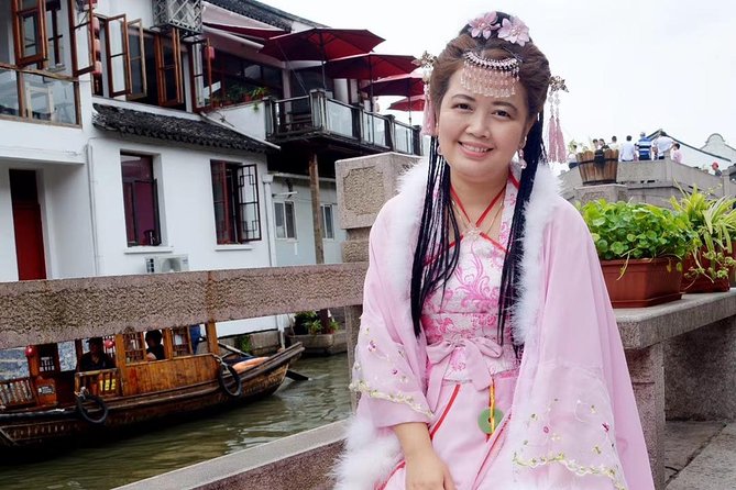 Zhujiajiao Ancient Town & Night Luxury Cruise in Shanghai - Tour Inclusions and Accessibility