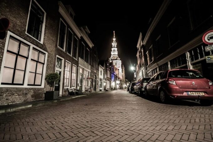Zierikzee City Tour With Guide Darkside Nl/En Private Tour - Tour Cancellation and Rescheduling