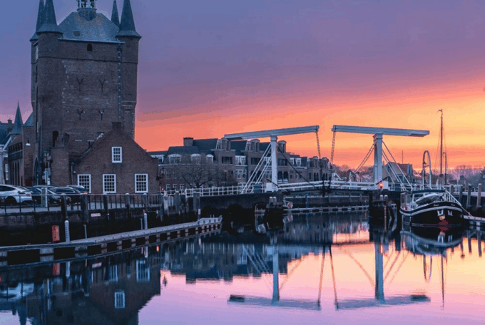 Zierikzee City Tour With Guide Darkside Nl/En Private Tour - Frequently Asked Questions