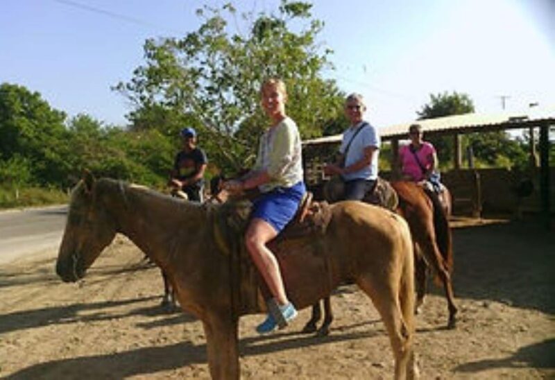 Zihuatanejo: Horseback Riding Tour - Booking Information