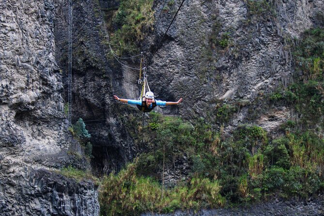 ZIP LINE 350mts. NEAR TO AN AMAZING CANYON - Exploring the Amazing Canyon