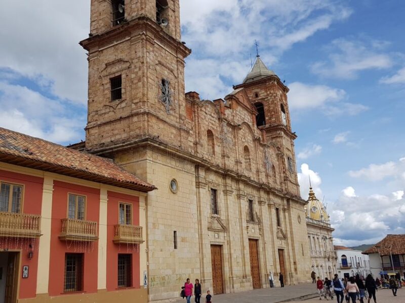 Zipaquirá Culture:Discover the Salt Cathedral & Main Squares - Exploring the Salt Cathedral