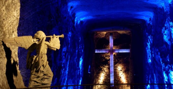 Zipaquirá & Lake Guatavita: Transportation Day Trip - Important Considerations