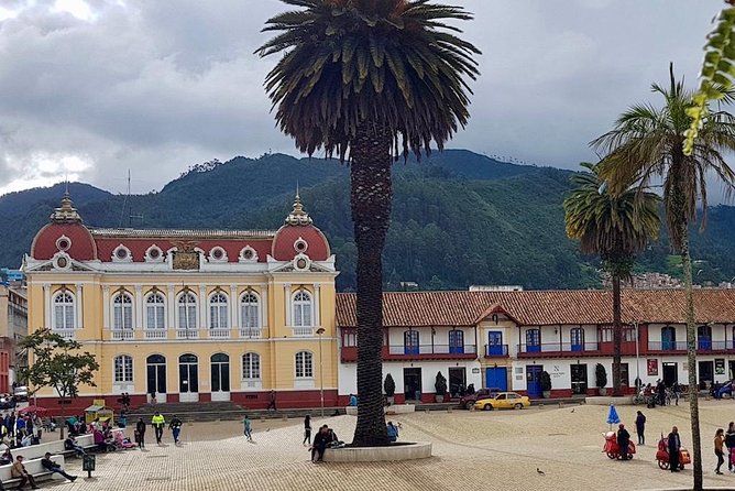 Zipaquirá Private Day Tour Including the Salt Cathedral and Colonial Town - Key Points