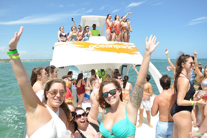 Zipline Adventure, Snorkeling Cruise, Sharks & Rays Encounter From Punta Cana - Included Tour Amenities
