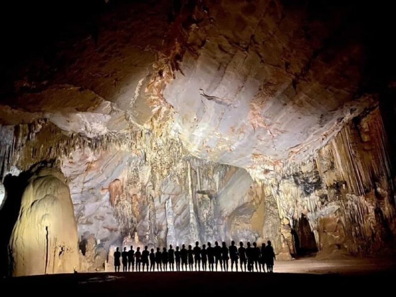 Zipline in Dark Cave- Paradise Cave Tour: Dong Hoi/Phong Nha - Dark Cave