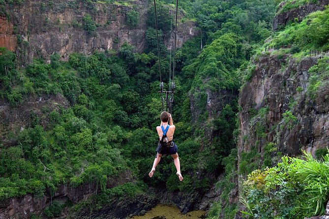 Zipline (Zimbabwe) - Meeting and Pickup