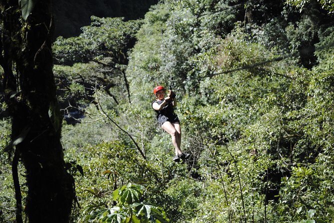 Ziplining in Puntzan Adventure Park in Baños - Navigating the Ziplining Route