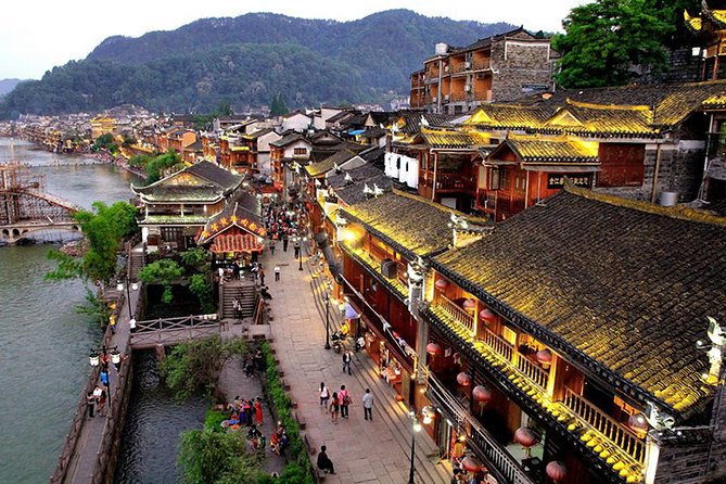 ZJJ Private Tour to Dehang Fenghuang and Fanjinshan With Hotel - Inclusions