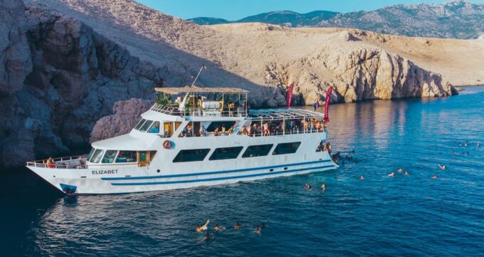 Zrće, Pag Island: Zrće Sunset Foam Party Boat - Festini - Customer Ratings and Feedback