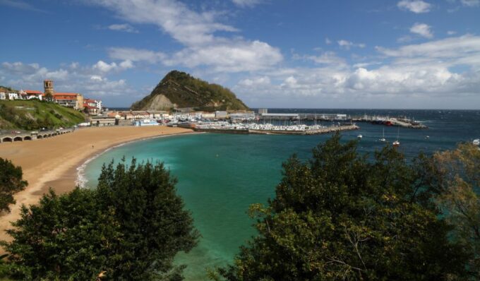 Zumaia, Zarautz and Getaria Private Tour From San Sebastian - Transportation and Accessibility