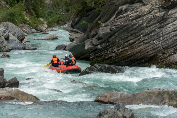 Zuoz: Giarsun Gorge Rafting on the Inn in the Engadin - What to Expect