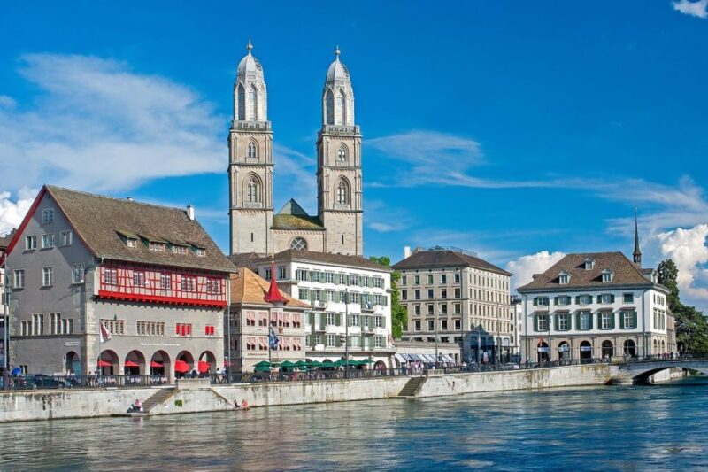 Zurich: 2-Hour Sightseeing Bus Tour - Walking Tour