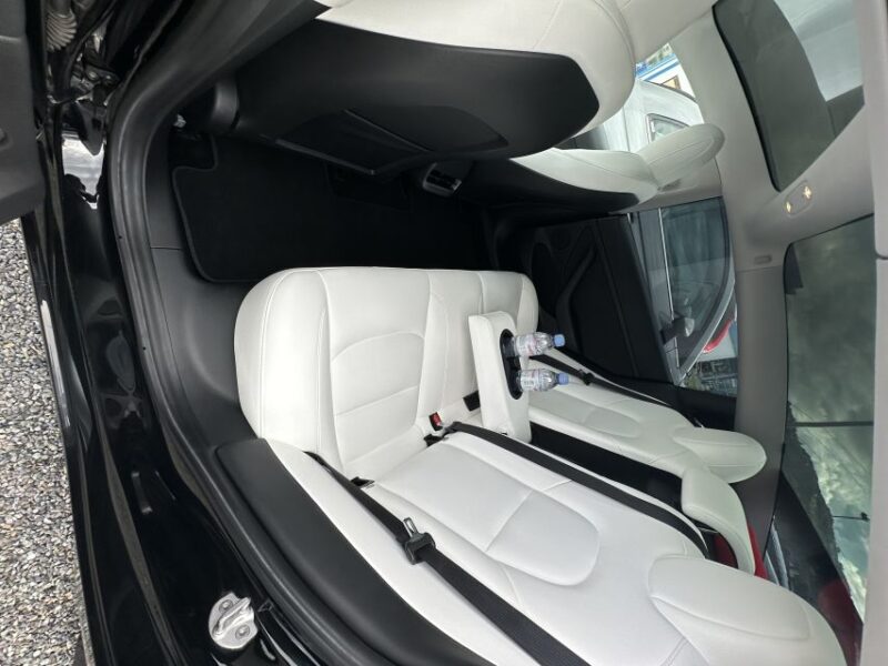 Zurich Airport: Private Transfer To/From Zurich City - Booking and Payment