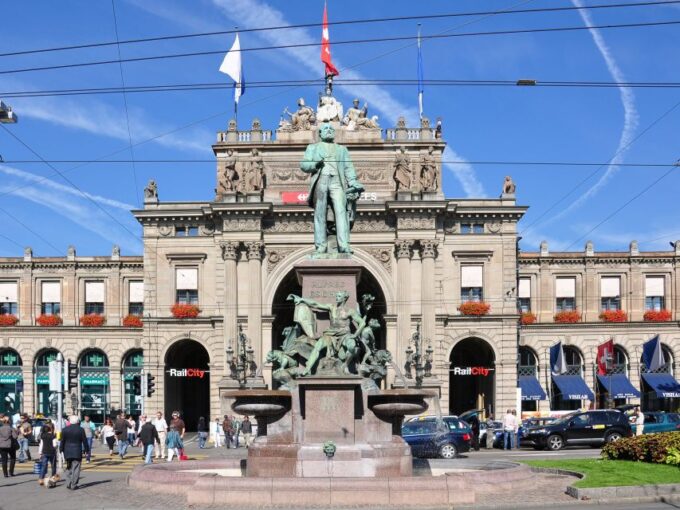 Zurich Charms: Private City Center Walk and Lake Cruise - Frequently Asked Questions