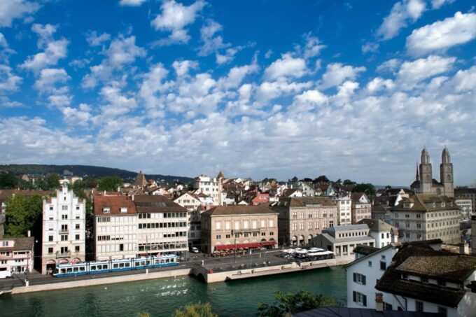 Zurich: City Bus Tour With Audio Guide and Lake Cruise - Meeting Point Details