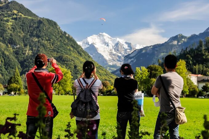Zurich: Day Trip to Grindelwald & Interlaken by Bus & Train - Accessibility