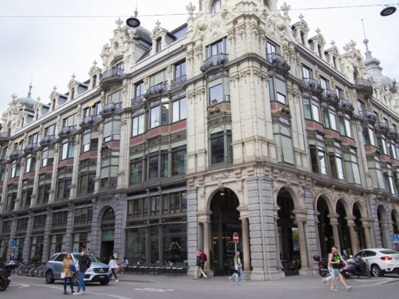 Zurich: Exclusive Swiss Banking Tour With a Local - Availability and Booking Information