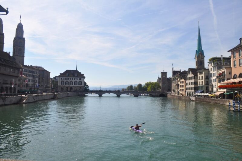 Zurich: Express Walk With a Local in 60 Minutes - Maximizing Time for Discovery