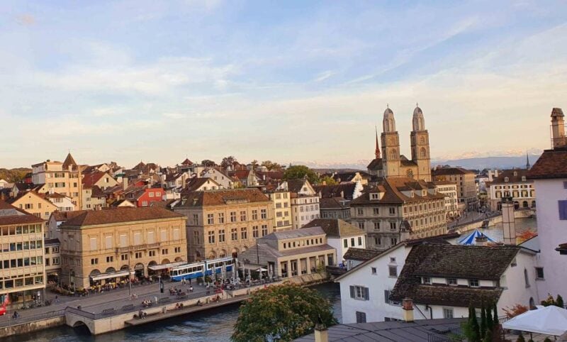 Zurich Highlights Exploration Game: Local Gems - Accommodating for Groups and Teams