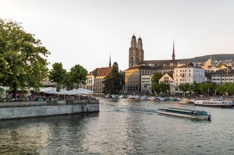 Zurich: Highlights Walking Tour With a Local Guide - Meeting Point and Getting There