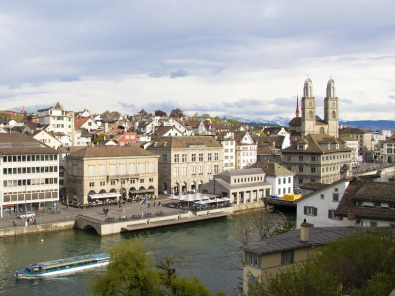 Zurich: Insta-Perfect Walk With a Local - Experience Zurich Through a Locals Eyes