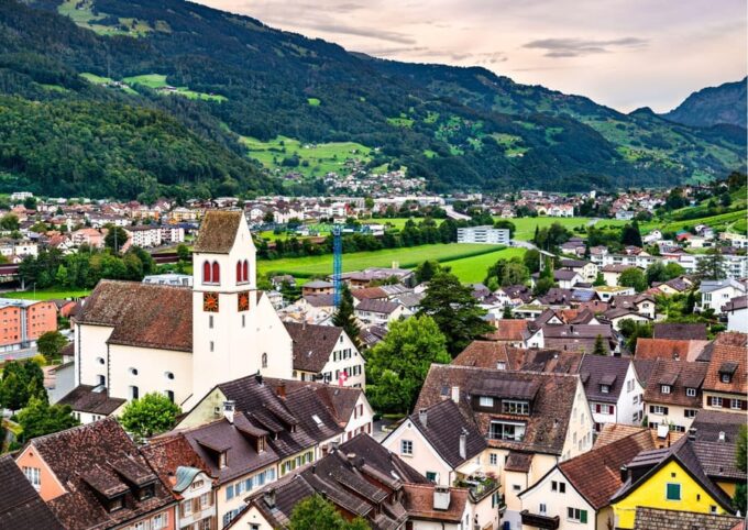 Zurich: Liechtenstein, Austria, Germany and Swiss Day Trip - Scenic Views