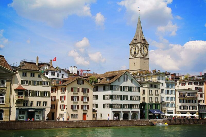 Zurich - Old Town Private Walking Tour - Stroll Through Niederdorfs Medieval Charm