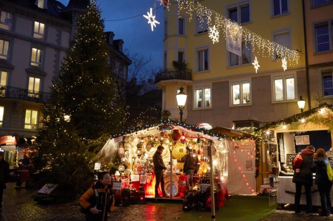 Zurich: Open Top Bus Sightseeing Tour With Optional Cruise - Cancellation Policy and Payment Options