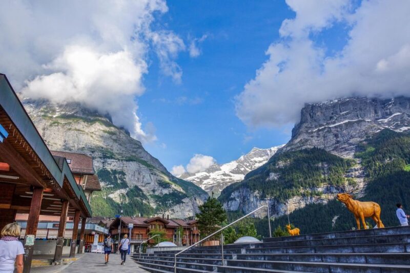 Zurich: Private Car Tour to Swiss Capital, Castles & Lakes - Scenic Landscapes