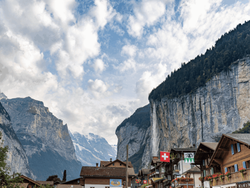 Zurich: Private Day Trip to Jungfrau and Lauterbrunnen - Private Transportation and Inclusions