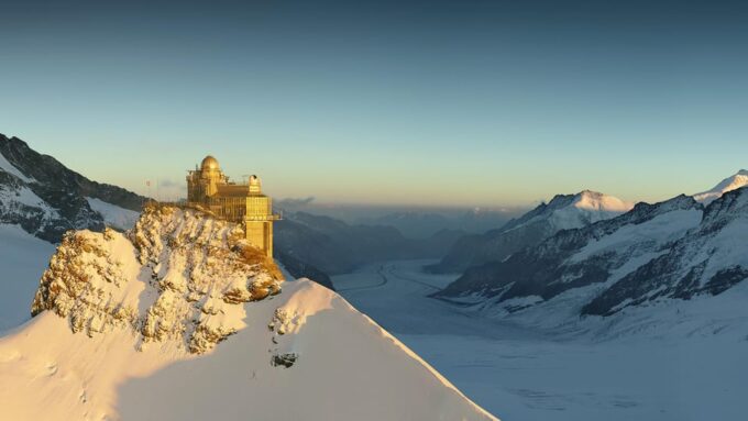 Zurich: Private Tour to Interlaken, Grindelwald & Jungfrau - Views From the Sphinx Observatory