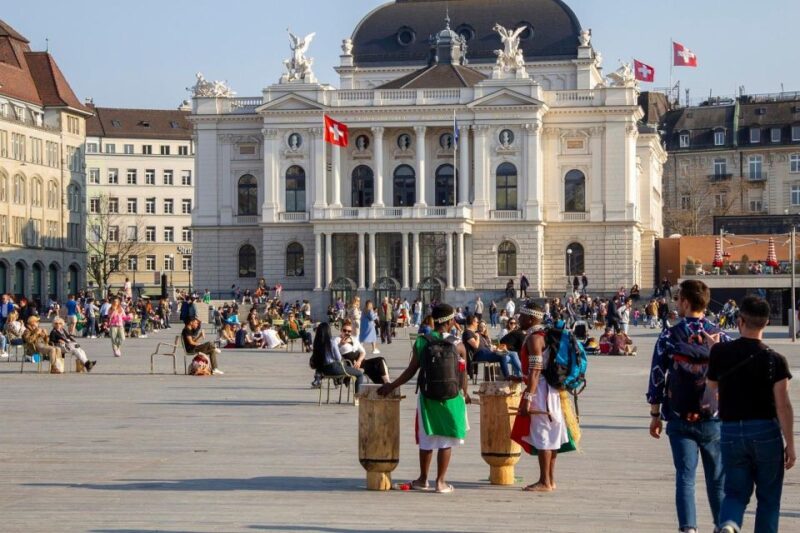 Zurich: Self-Guided Audio Tour - Key Details of the Tour