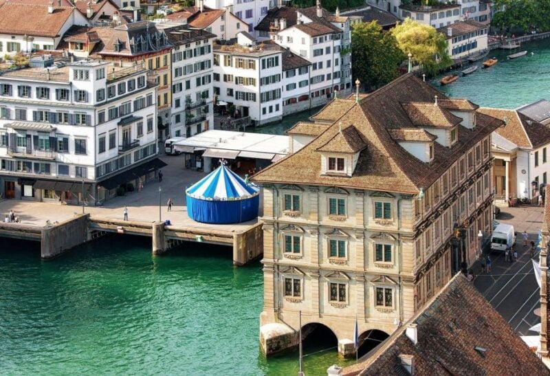 Zurich: Self-Guided Walking Audio Tour on Your Phone (ENG) - Reserving and Paying for the Tour