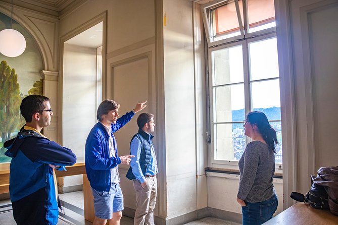 Zurich: Small-Group Historic Hidden Gem Tour - Meeting Point