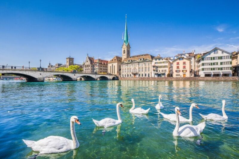 Zurich, Switzerland: Historical Walking Tour in English - Key Sights