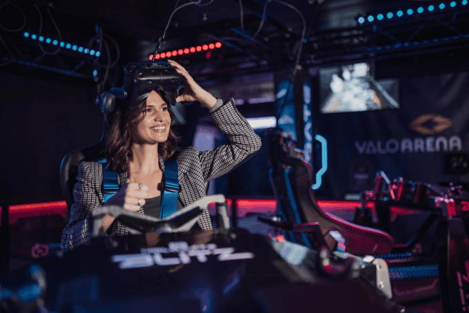 Zurich: Virtual Reality Space Racing Simulator - Participant Requirements and Restrictions