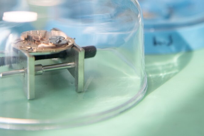 Zurichberg Watch Journey - Explore Real Watchmaking - Public Transport Accessibility